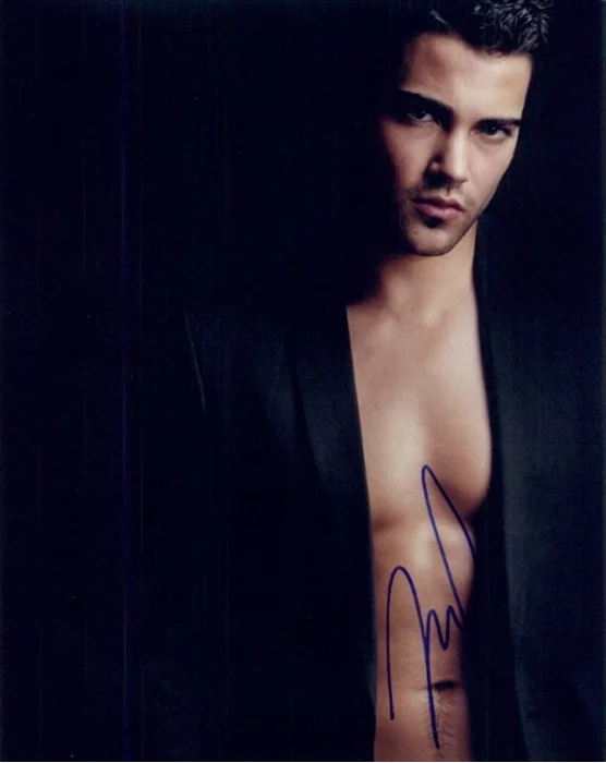 Jesse Metcalfe autograph