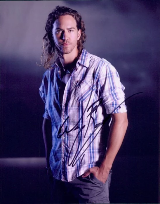 Wes Ramsey autograph