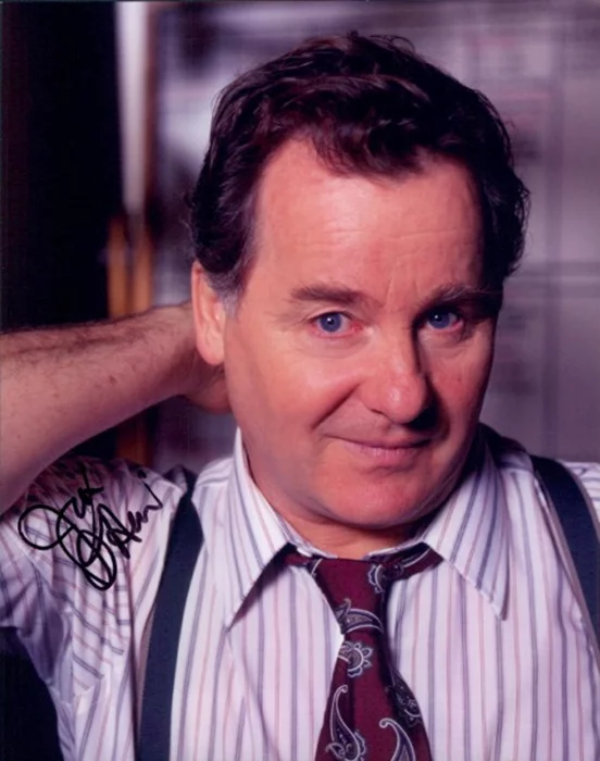 Peter Gerety autograph