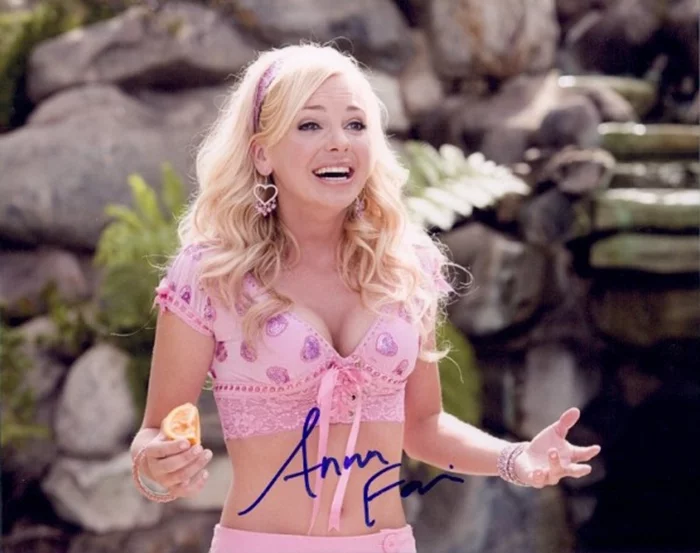 Anna Faris autograph