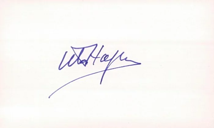 Uta Hagen autograph