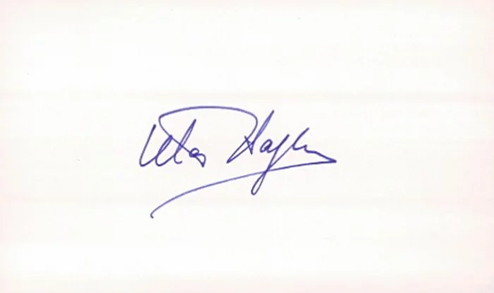 Uta Hagen autograph