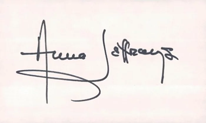Anne Jeffreys autograph