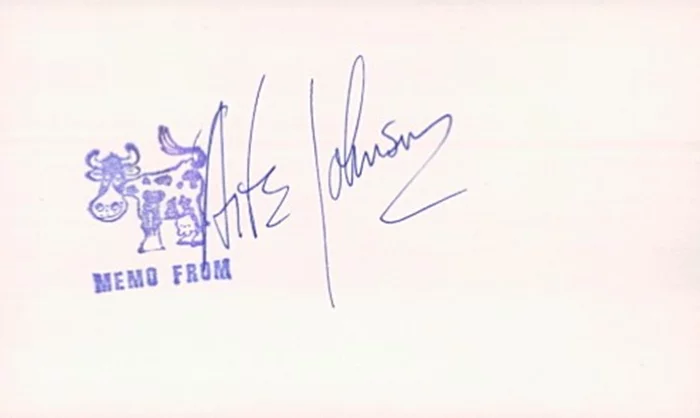 Arte Johnson autograph