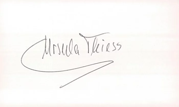 Ursula Thiess autograph
