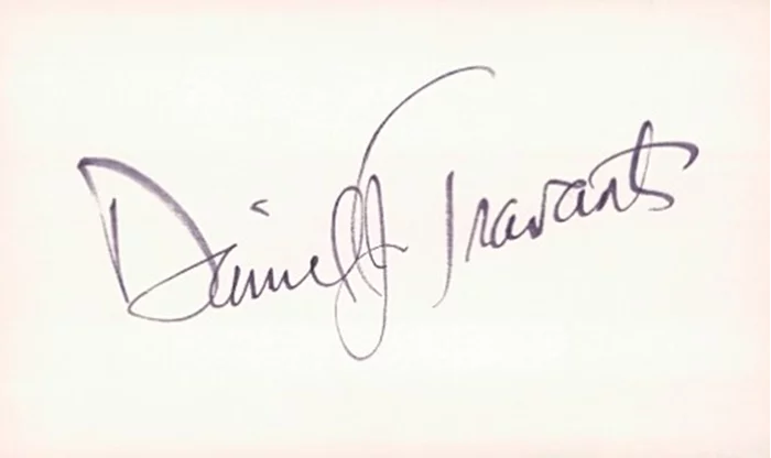 Daniel J. Travanti autograph