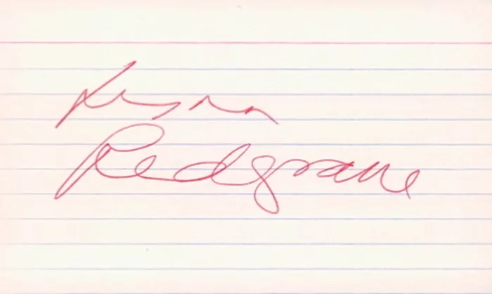 Lynn Redgrave autograph