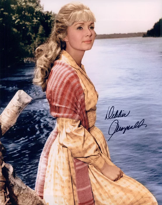 Debbie Reynolds autograph