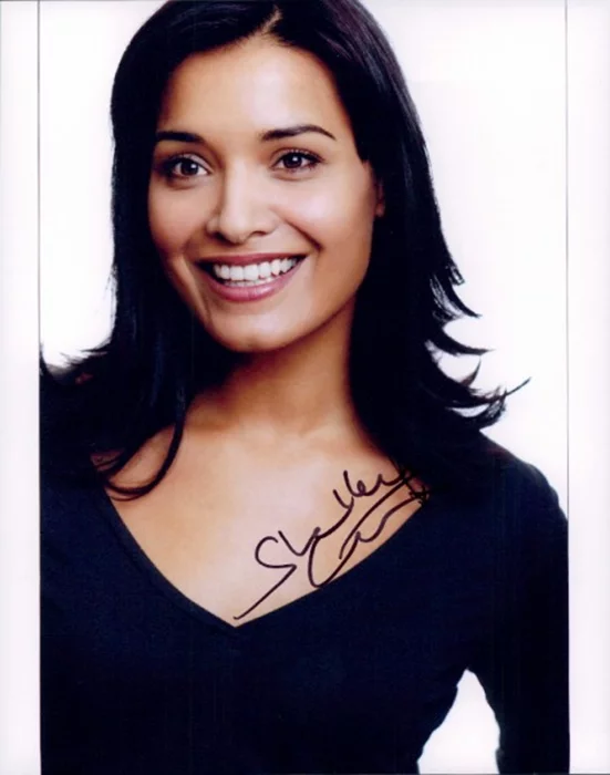 Shelley Conn autograph