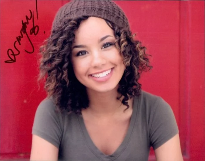 Savannah Jayde autograph