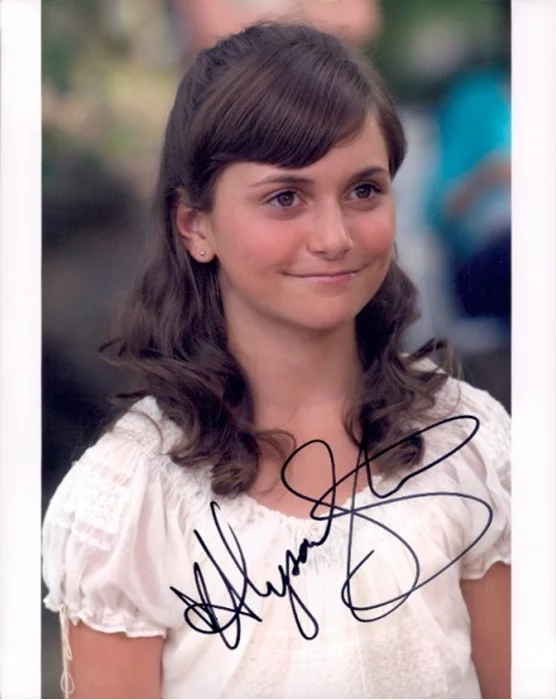 Alyson Stoner autograph