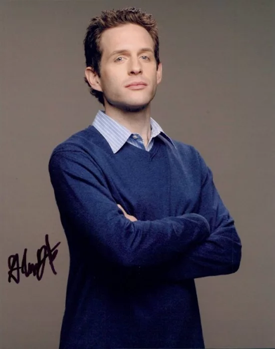 Glenn Howerton autograph
