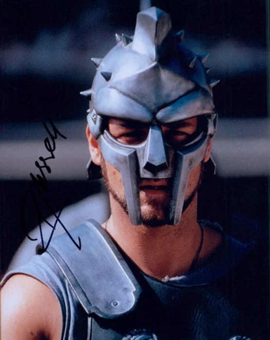 Russell Crowe autograph