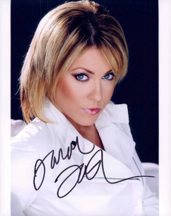 Farah Fath autograph