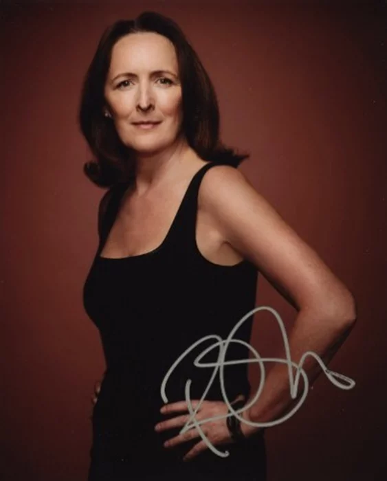 Fiona Shaw autograph