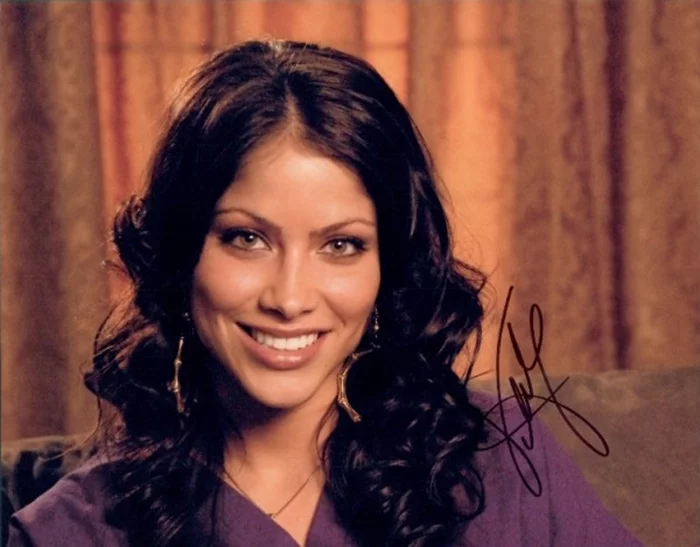 Valery Ortiz autograph