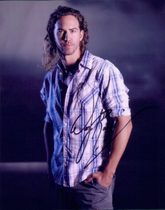 Wes Ramsey autograph