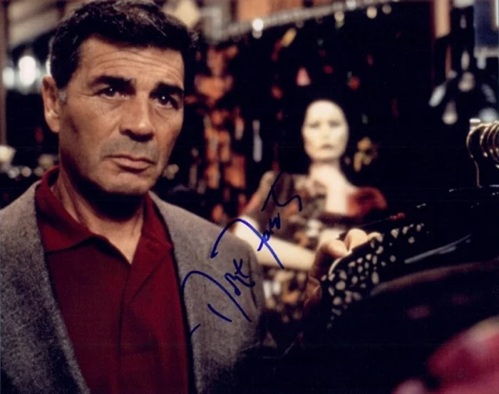 Robert Forster autograph
