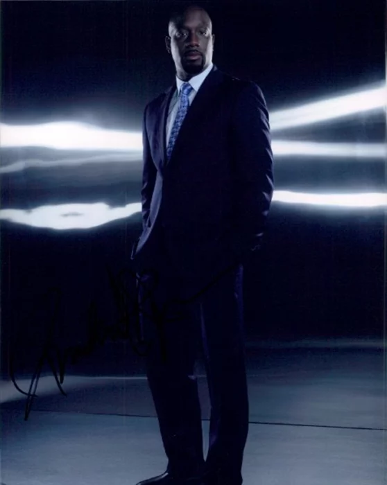 Richard T. Jones autograph