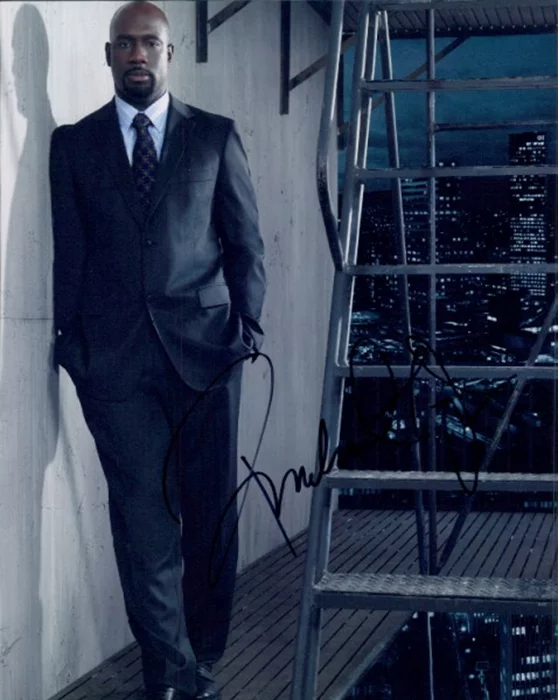 Richard T. Jones autograph