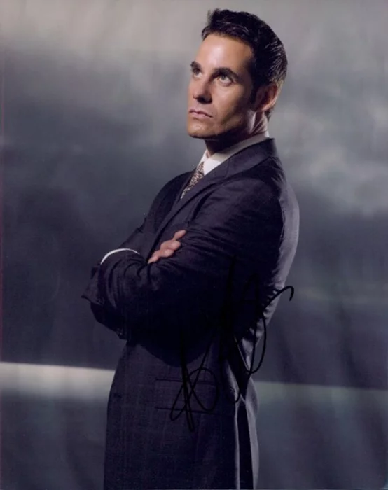 Adrian Pasdar autograph
