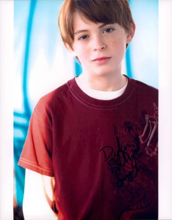  Dylan  Snyder autograph