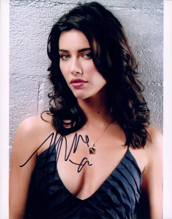Jacqueline MacInnes Wood autograph