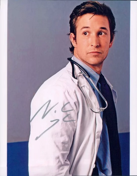 Noah Wyle autograph