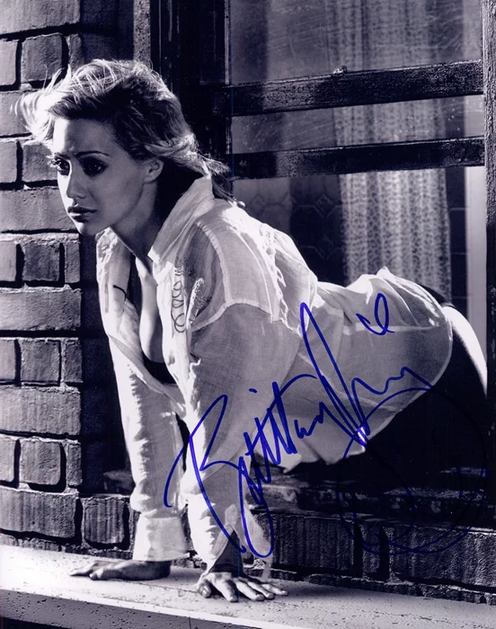 Brittany Murphy autograph