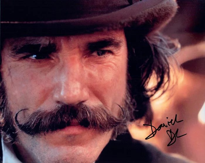 Daniel Day Lewis autograph