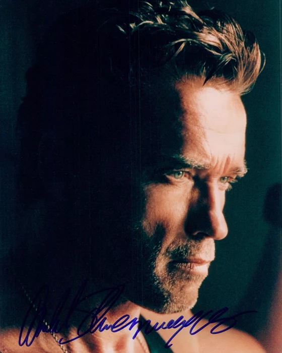 Arnold Schwarzenegger autograph