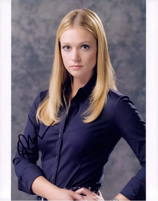 A.J. Cook autograph