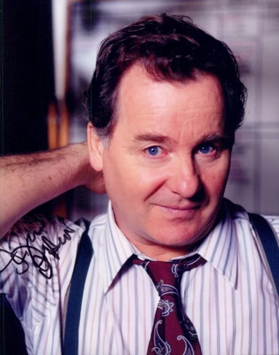 Peter Gerety autograph