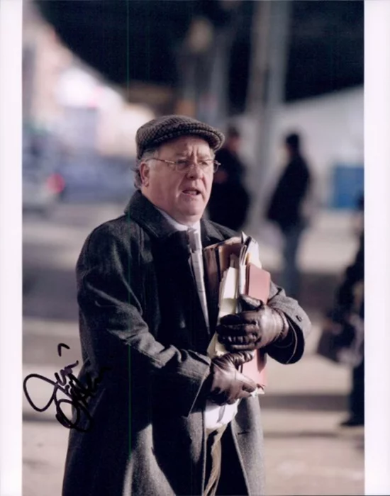 Peter Gerety autograph