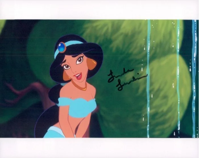 Linda Larkin autograph