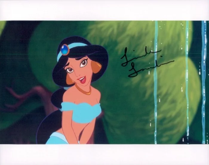 Linda Larkin autograph