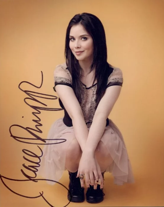 Grace Phipps autograph
