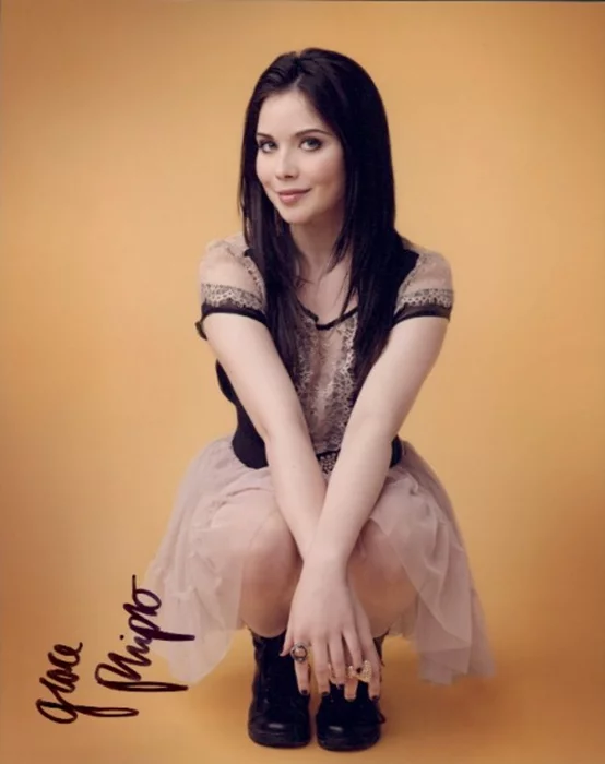Grace Phipps autograph
