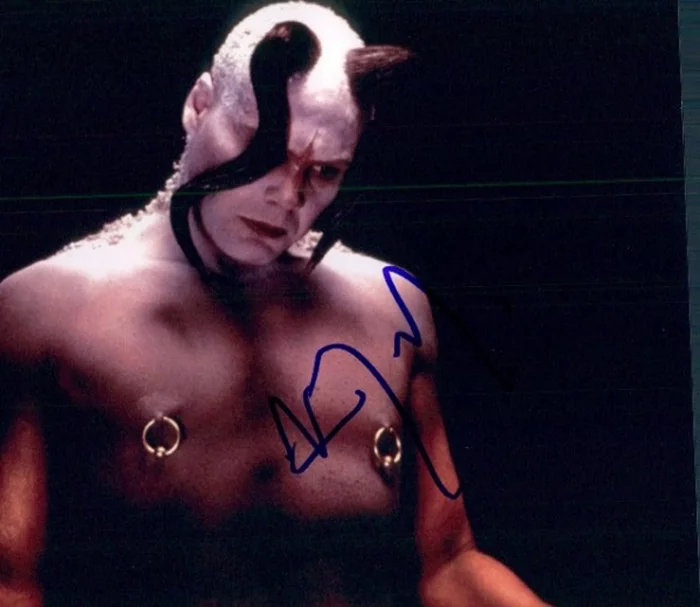 Vincent D'Onofrio autograph