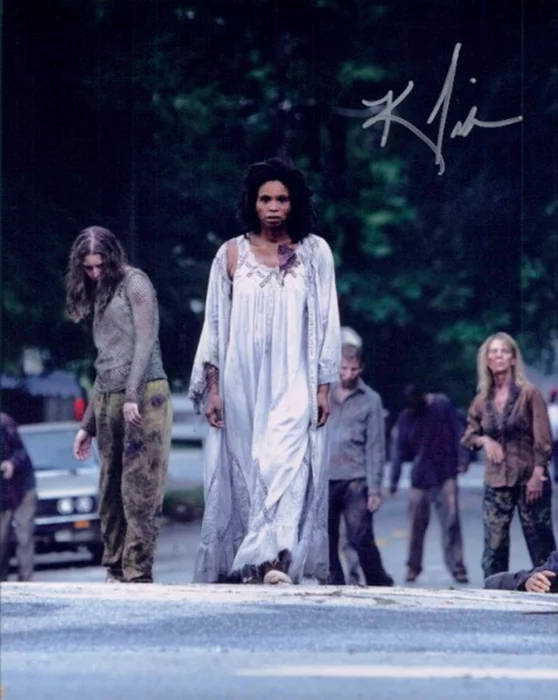 Keisha Tillis autograph