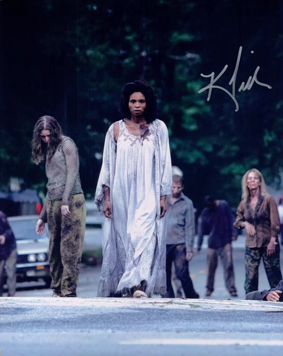Keisha Tillis autograph