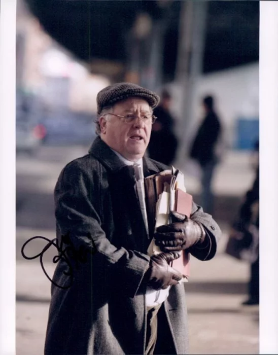 Peter Gerety autograph