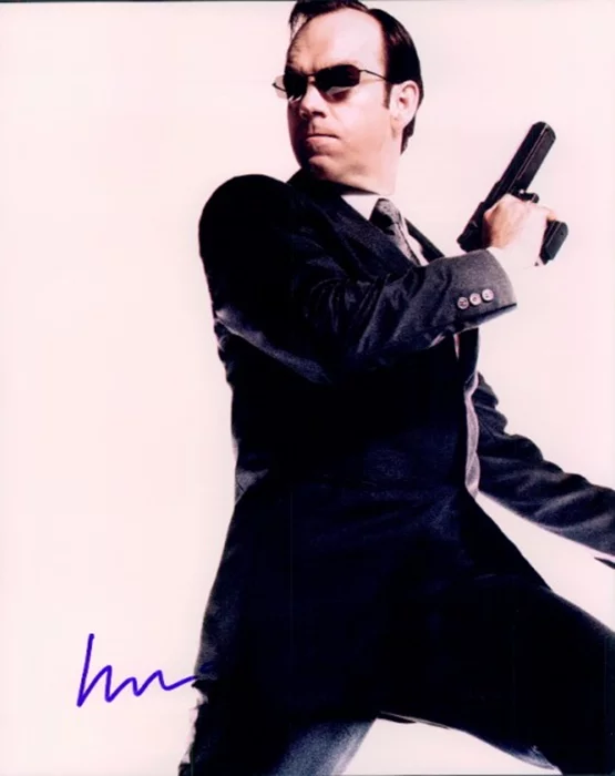 Hugo Weaving autograph
