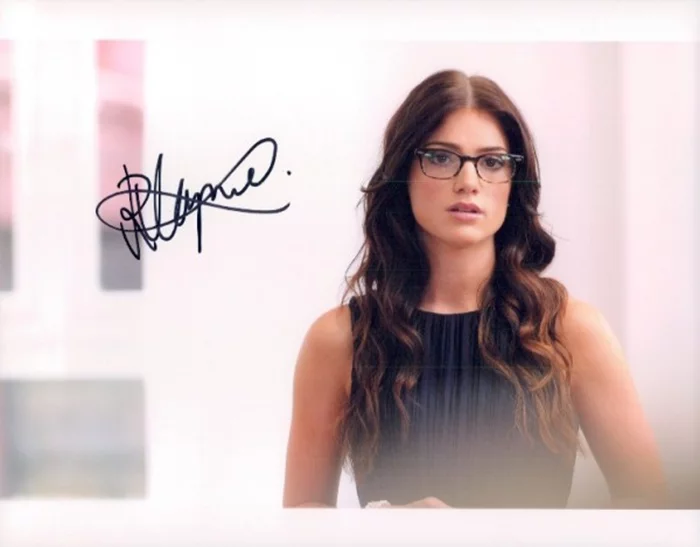 Janet Montgomery autograph