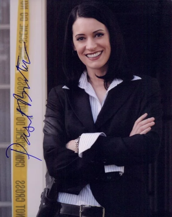Paget Brewster autograph