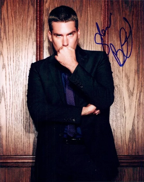 Glenn Fitzgerald autograph