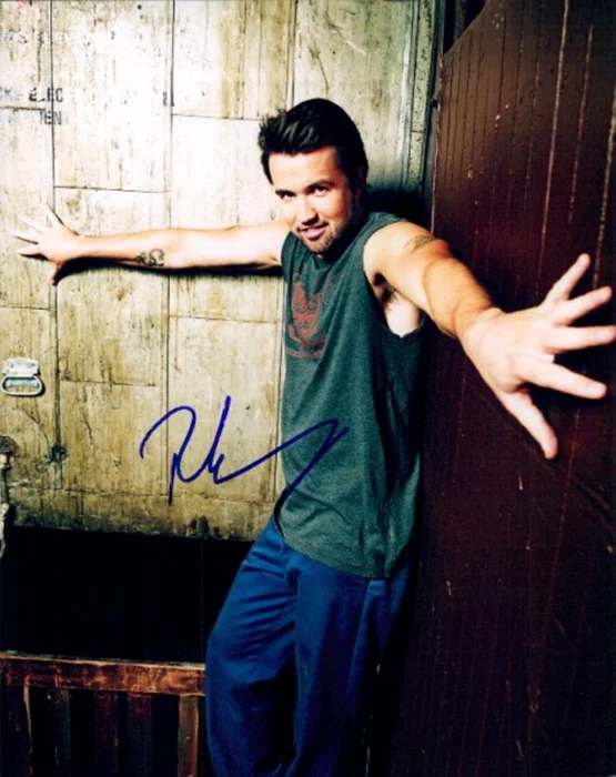 Rob McElhenney autograph