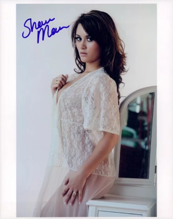 Shannon Lee Marr autograph