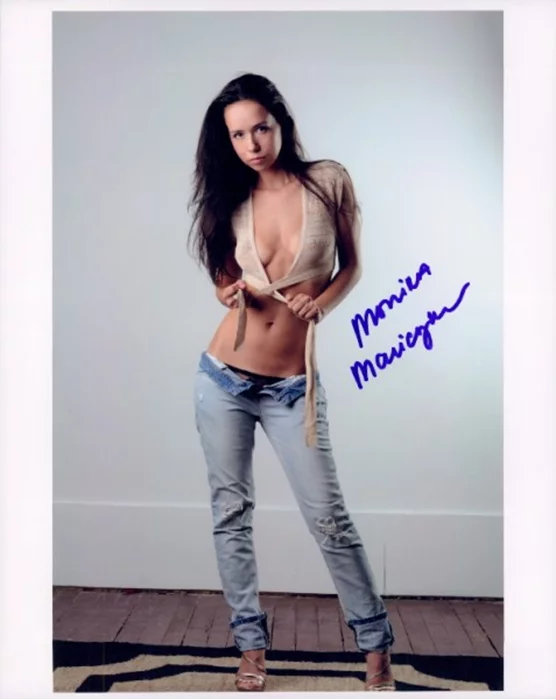 Monika Marciczkiewicz autograph