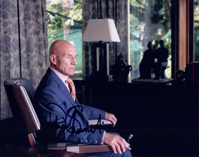 Patrick Stewart autograph